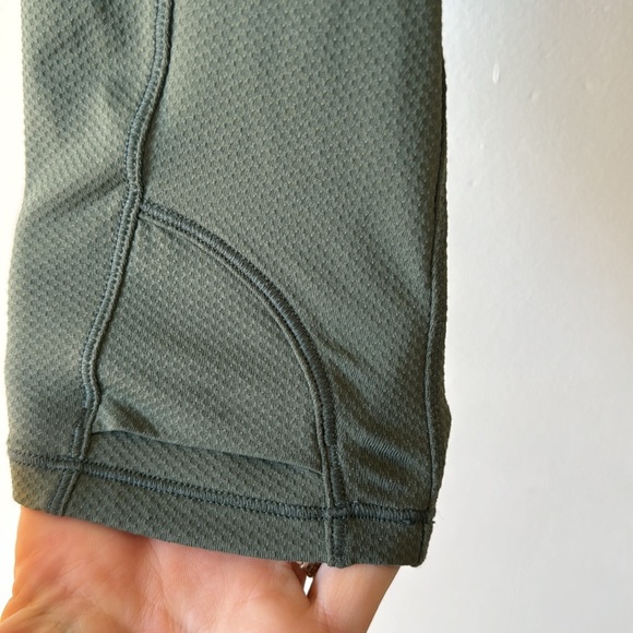 Lululemon long sleeve tee green swiftly tech - Picture 3 of 5